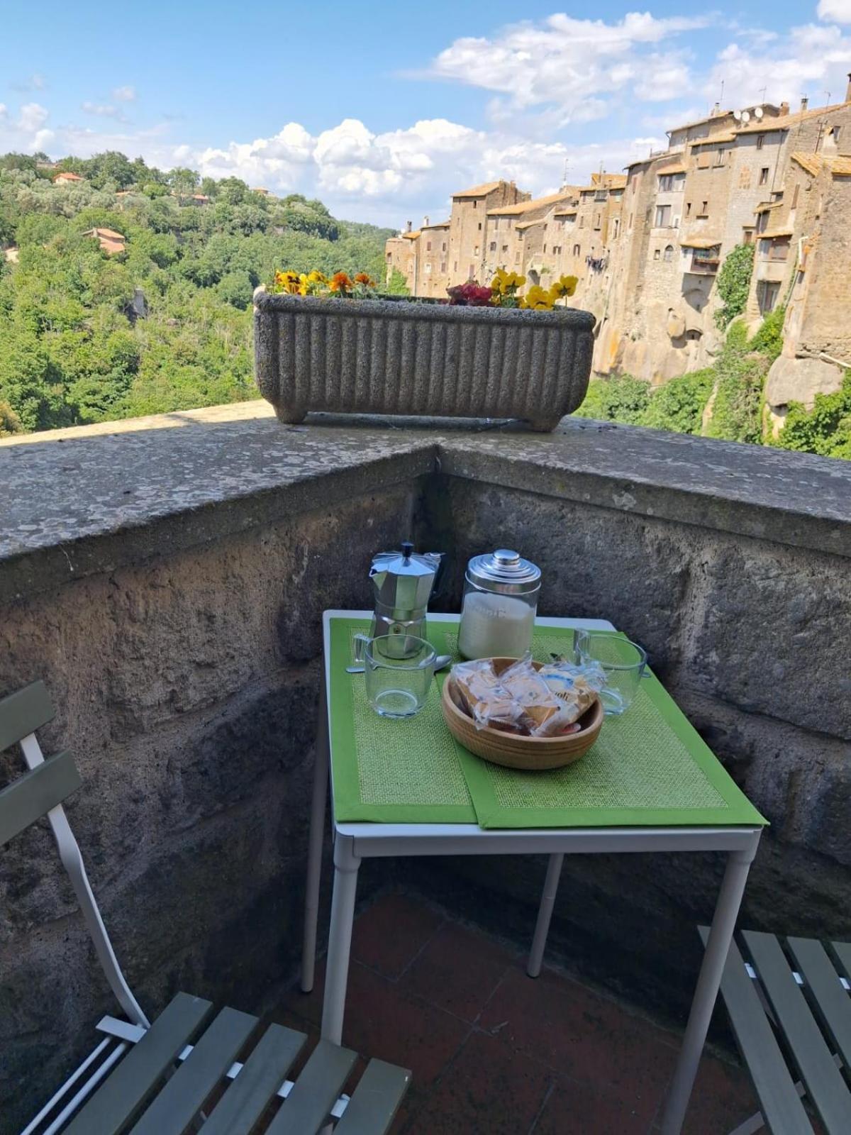 Appartement Sospesi Nel Borgo à Vitorchiano Extérieur photo