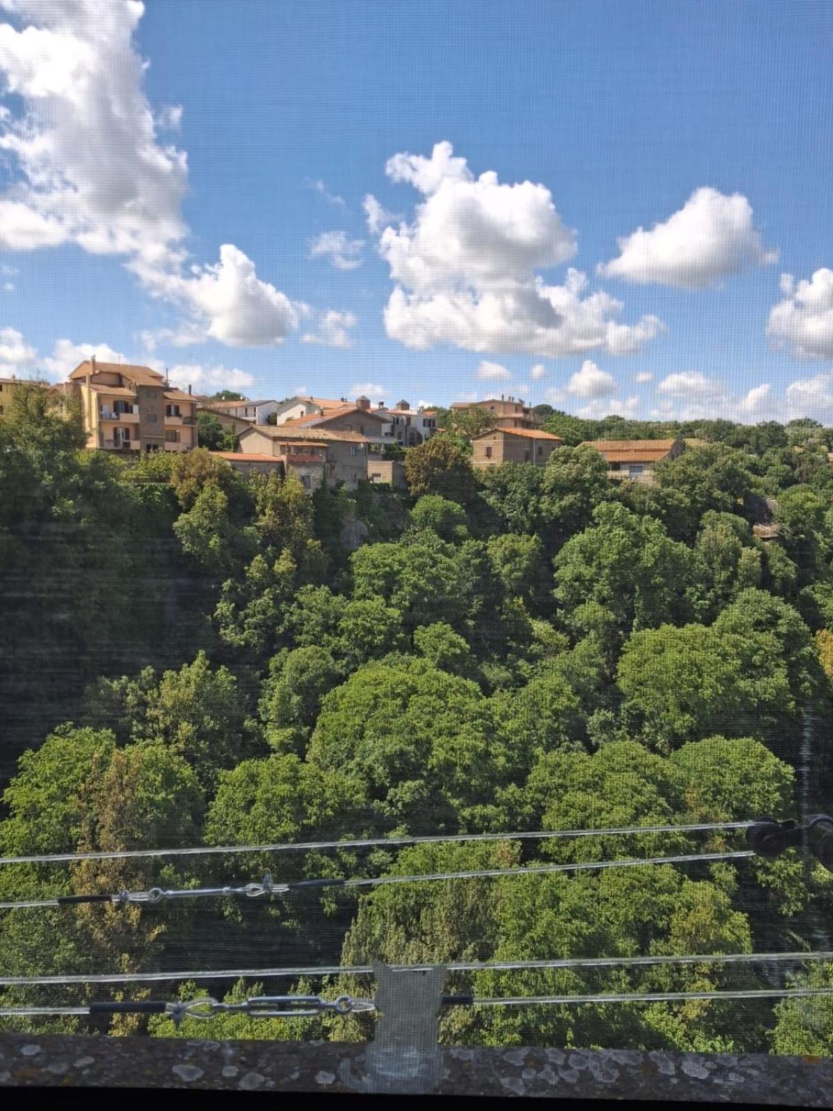 Appartement Sospesi Nel Borgo à Vitorchiano Extérieur photo
